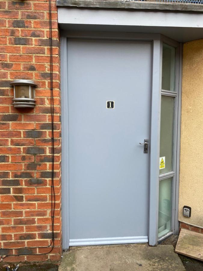 Central Leeds Townhouse With Private Roof Garden Sleeps 4 Exterior photo