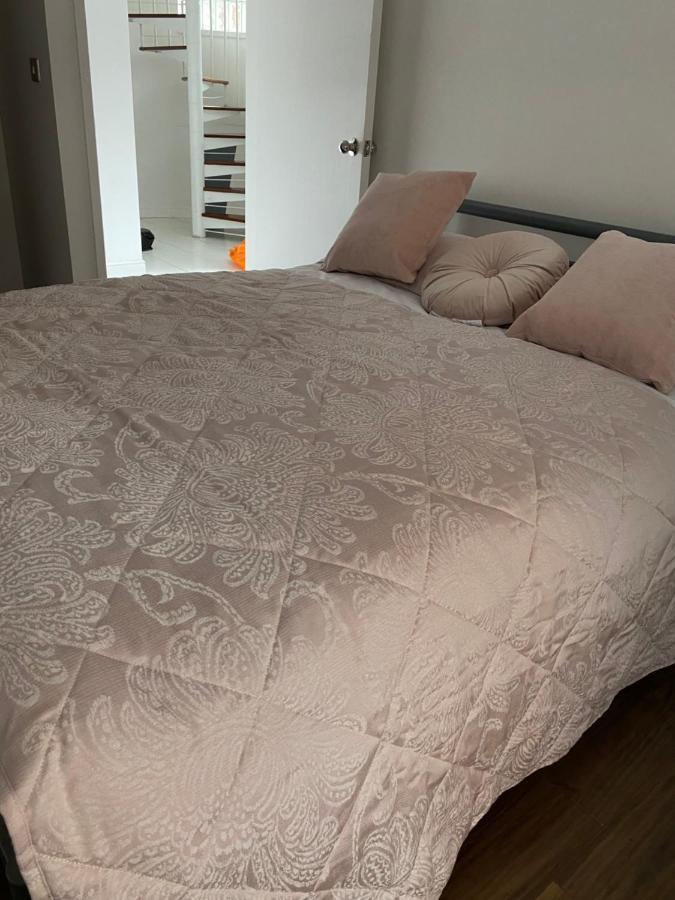Central Leeds Townhouse With Private Roof Garden Sleeps 4 Exterior photo
