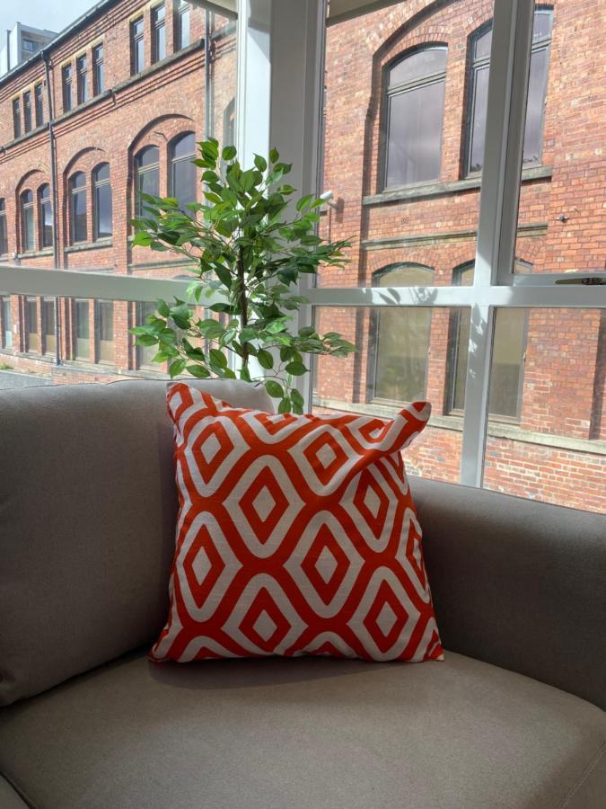 Central Leeds Townhouse With Private Roof Garden Sleeps 4 Exterior photo